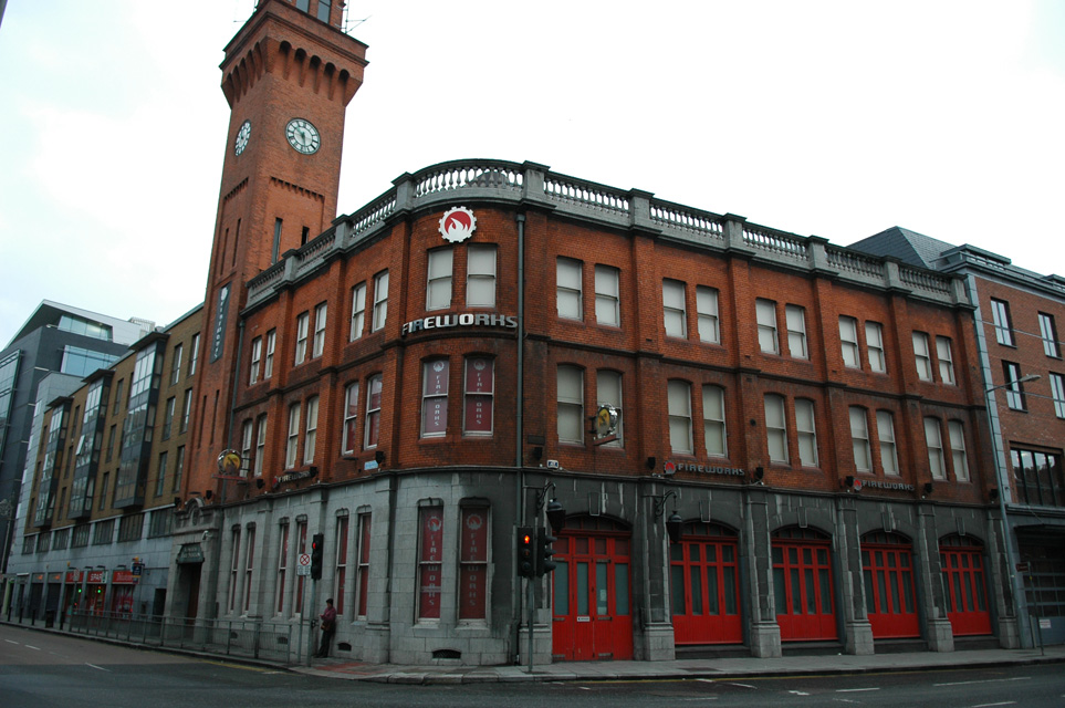 Trinity College, Dublin, Ireland / DUB Dublin Fireworks on Pearse